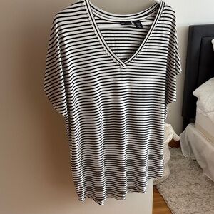 JNY Striped V-Neck Tee